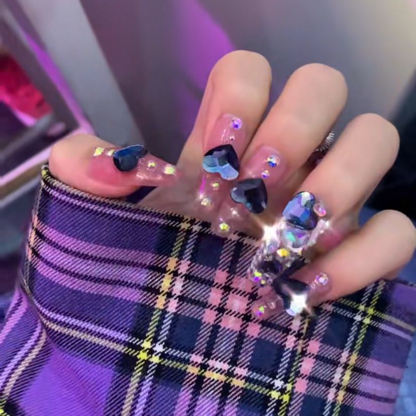 Designer: DuoDuo 1421.Handmade nails Press on Nails DIY Nail Art for woman girl pink Long Coffin rhinestone