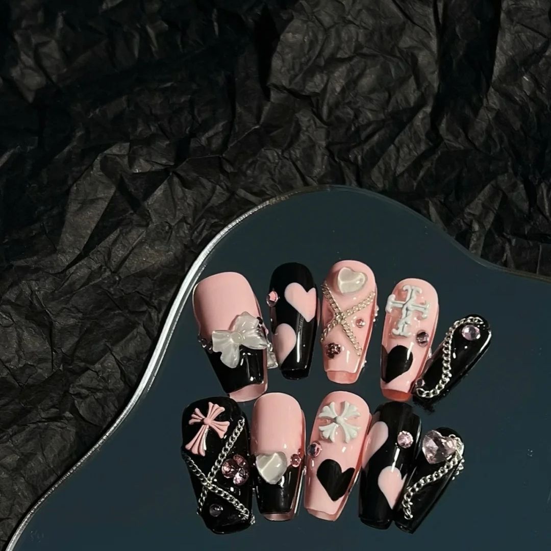 Designer: PinPin 1260.Handmade nails Press on Nails DIY Nail Art for woman girl Coffin Long pink black Long
