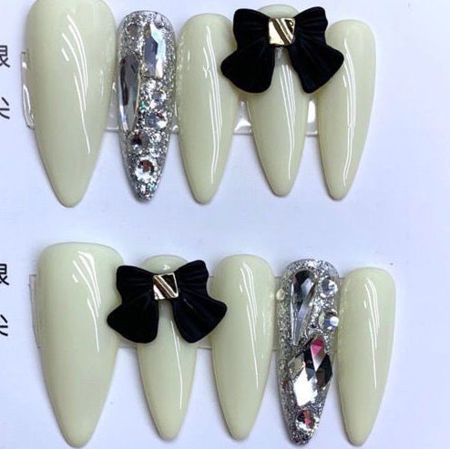 Designer: DuoDuo 1615.Handmade nails Press on Nails DIY Nail Art for woman girl Long Almond white