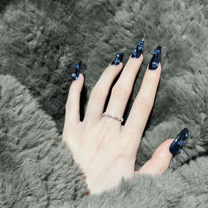 Designer: DuoDuo 1611.Handmade nails Press on Nails DIY Nail Art for woman girl black Coffin Long