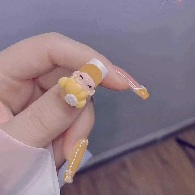 Designer: DuoDuo 1622.Handmade nails Press on Nails DIY Nail Art for woman girl yellow Long Coffin
