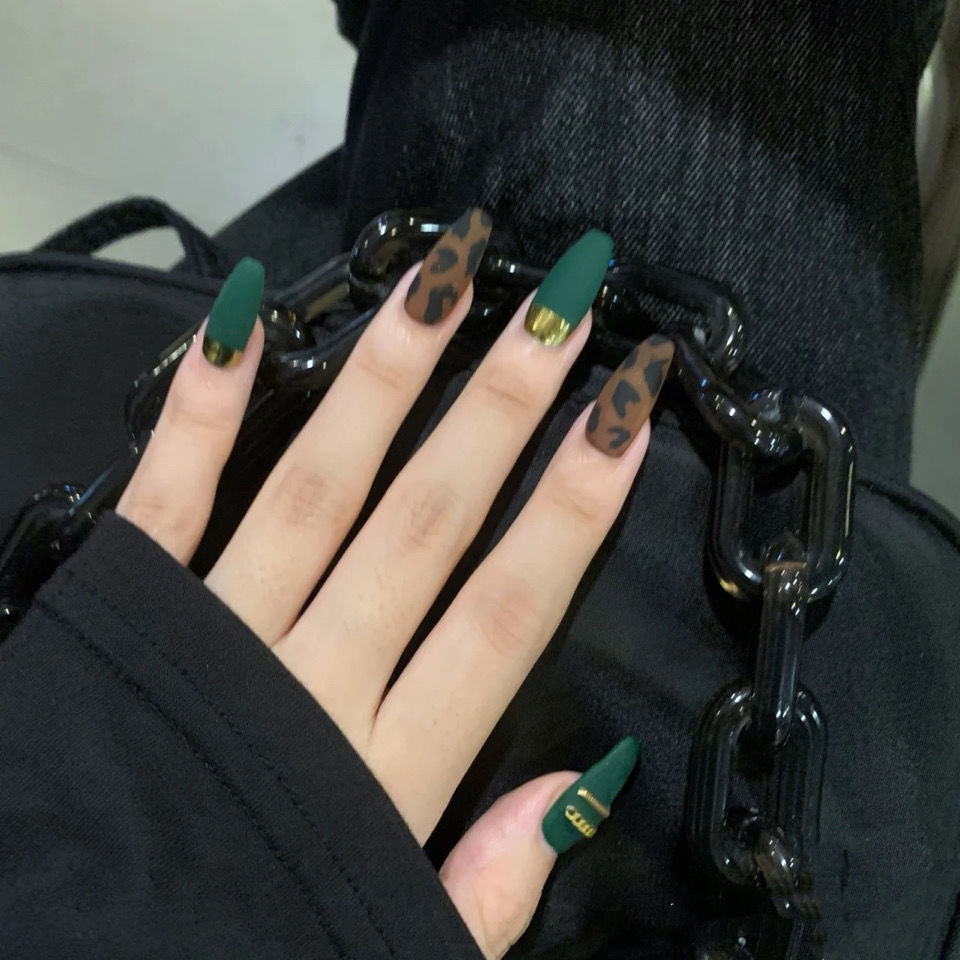 Designer: DuoDuo 2024.Handmade nails Press on Nails DIY Nail Art for woman girl Long Coffin green