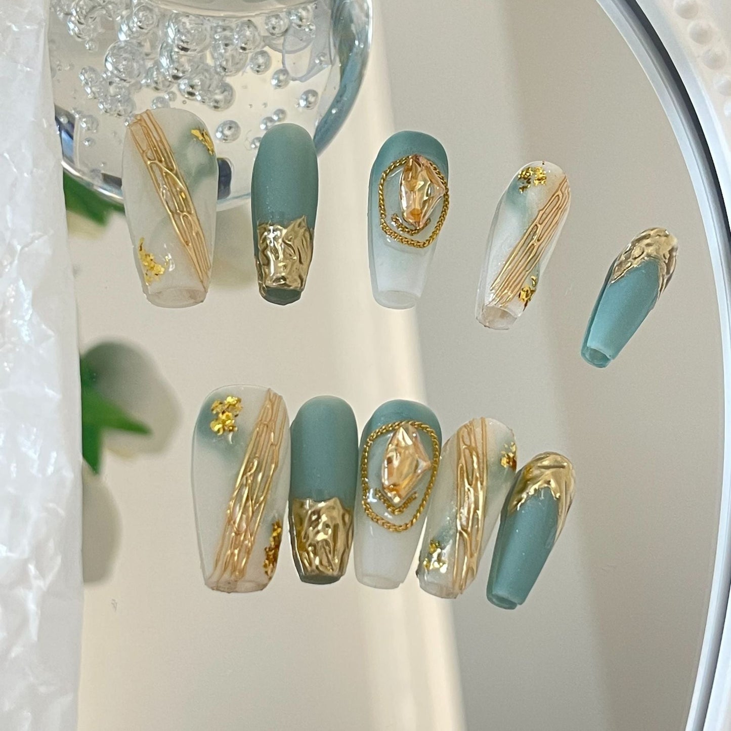 Designer: MaoMao.Handmade Nail Designs Press on Nails DIY Nail Art for woman girl