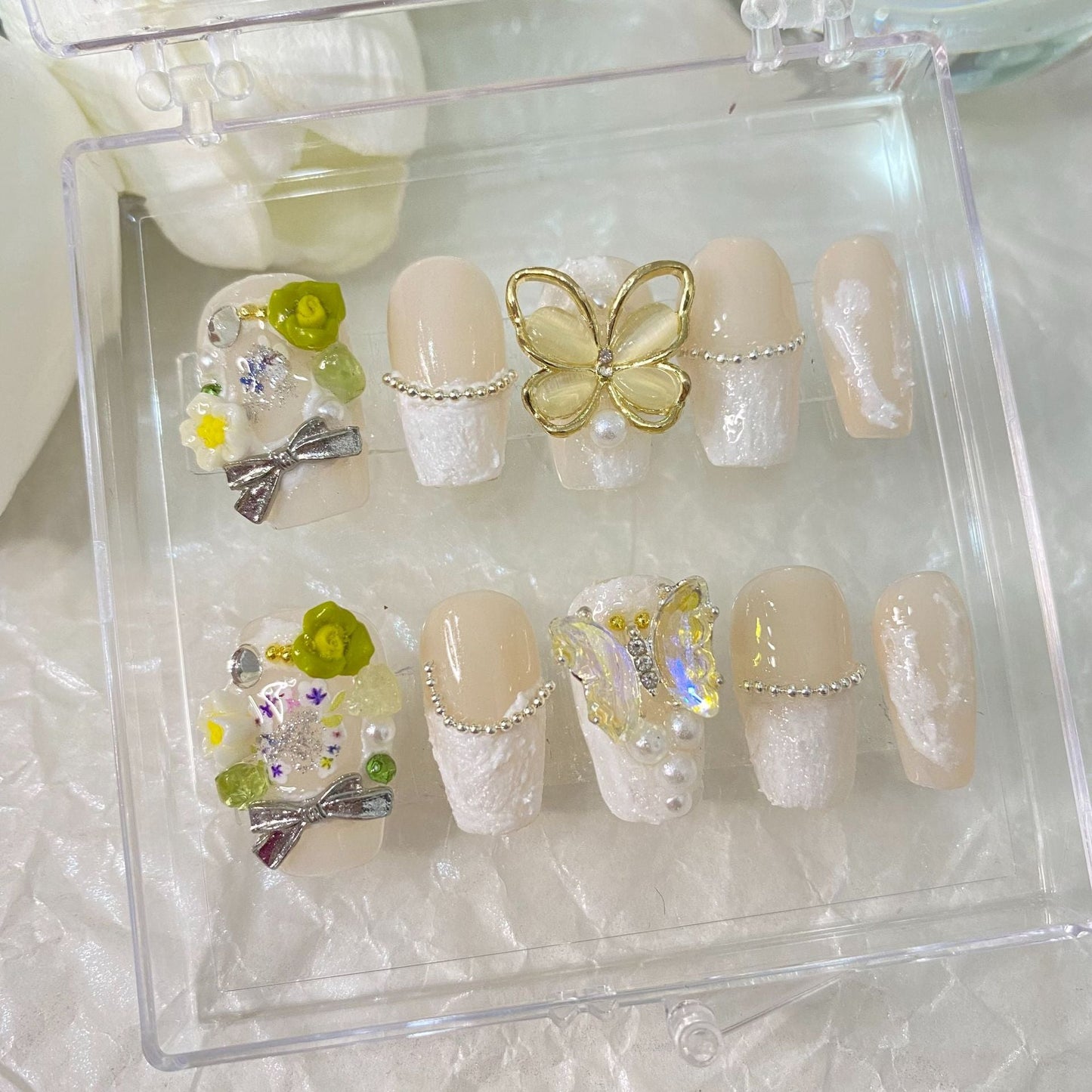 Designer: MaoMao.Handmade Nail Designs Press on Nails DIY Nail Art for woman girl
