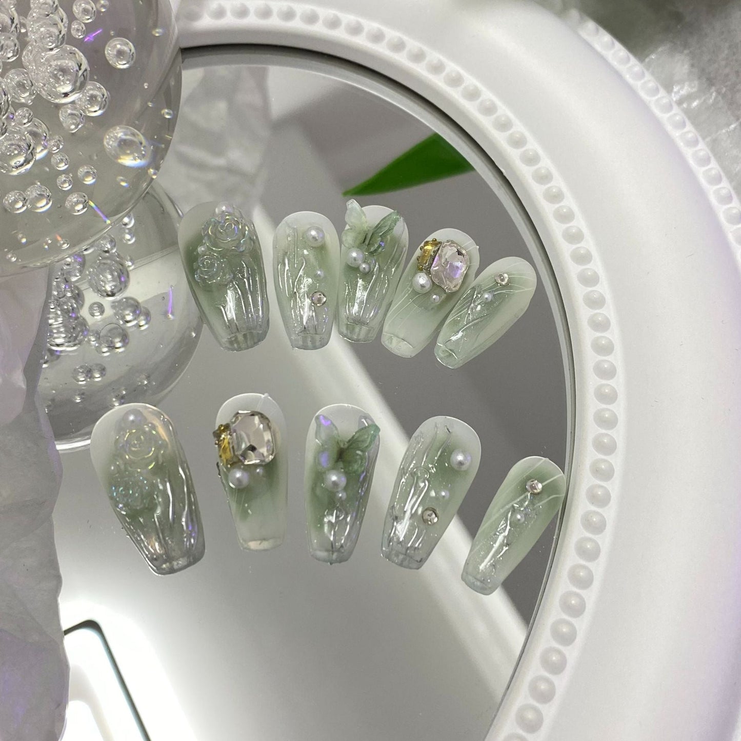 Designer: MaoMao.Handmade Nail Designs Press on Nails DIY Nail Art for woman girl