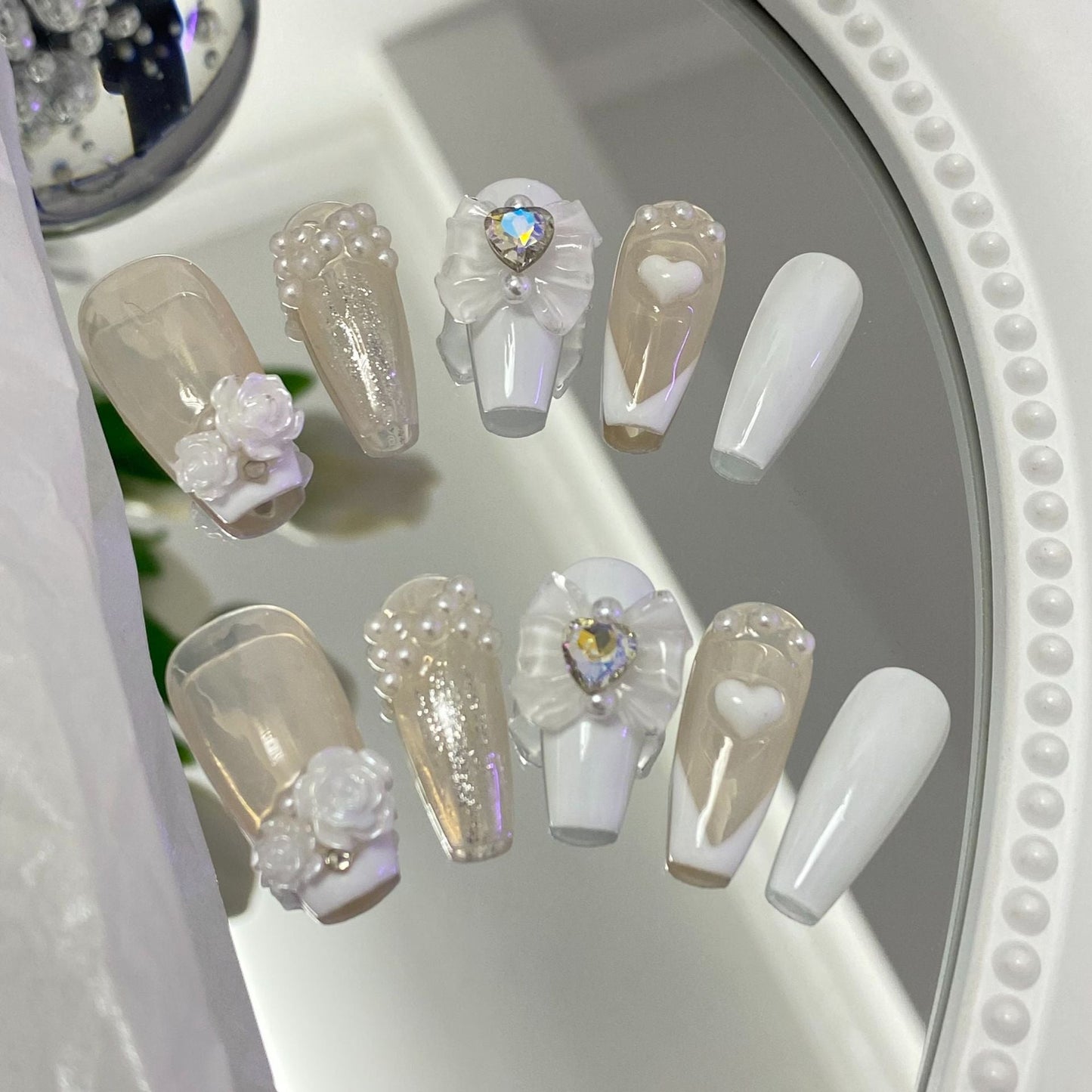 Designer: MaoMao.Handmade Nail Designs Press on Nails DIY Nail Art for woman girl
