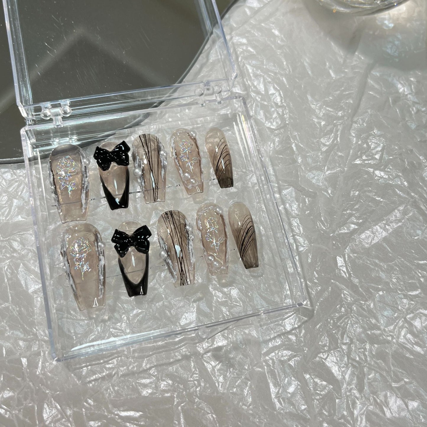 Designer: MaoMao.Handmade Nail Designs Press on Nails DIY Nail Art for woman girl