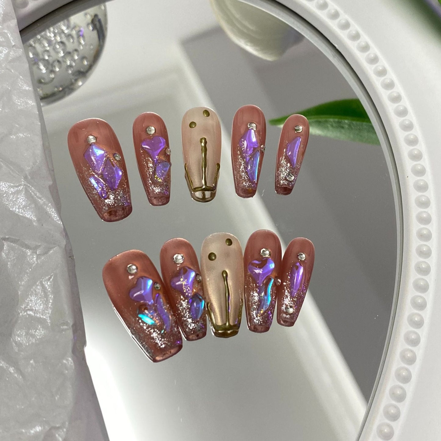 Designer: MaoMao.Handmade Nail Designs Press on Nails DIY Nail Art for woman girl