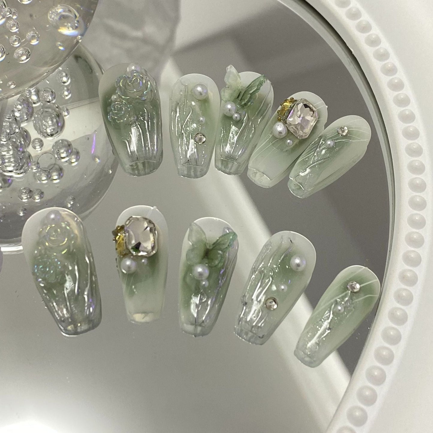Designer: MaoMao.Handmade Nail Designs Press on Nails DIY Nail Art for woman girl