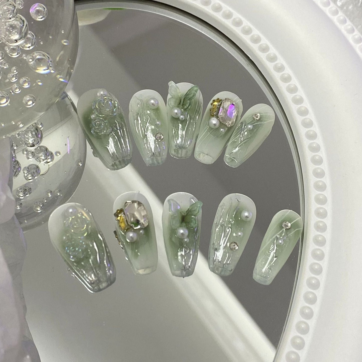 Designer: MaoMao.Handmade Nail Designs Press on Nails DIY Nail Art for woman girl