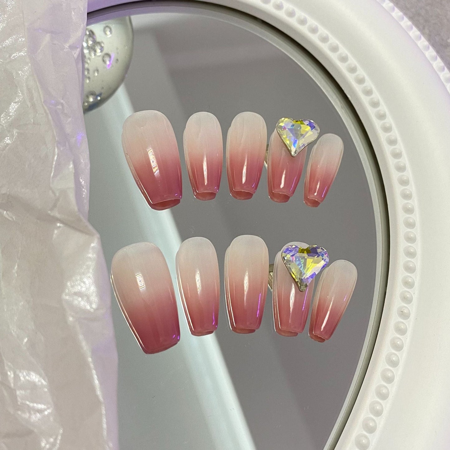 Designer: MaoMao.Handmade Nail Designs Press on Nails DIY Nail Art for woman girl