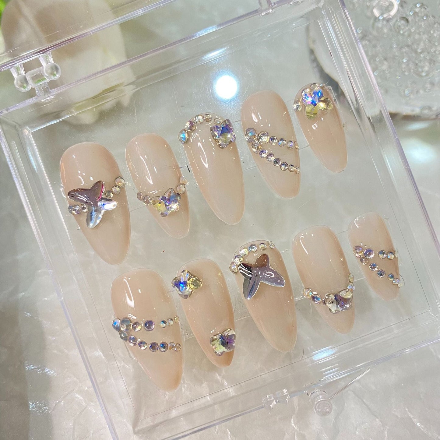 Designer: MaoMao.Handmade Nail Designs Press on Nails DIY Nail Art for woman girl