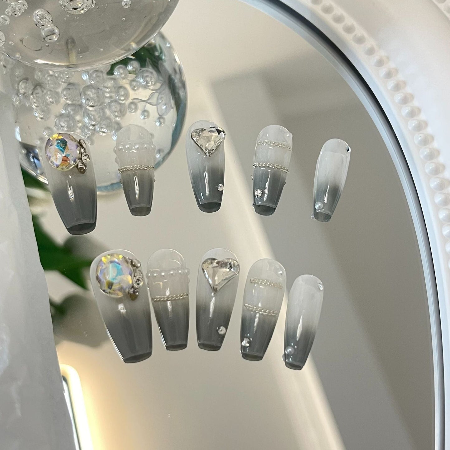 Designer: MaoMao.Handmade Nail Designs Press on Nails DIY Nail Art for woman girl