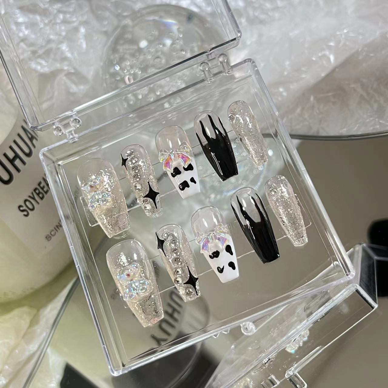 Designer: MaoMao.Handmade Nail Designs Press on Nails DIY Nail Art for woman girl