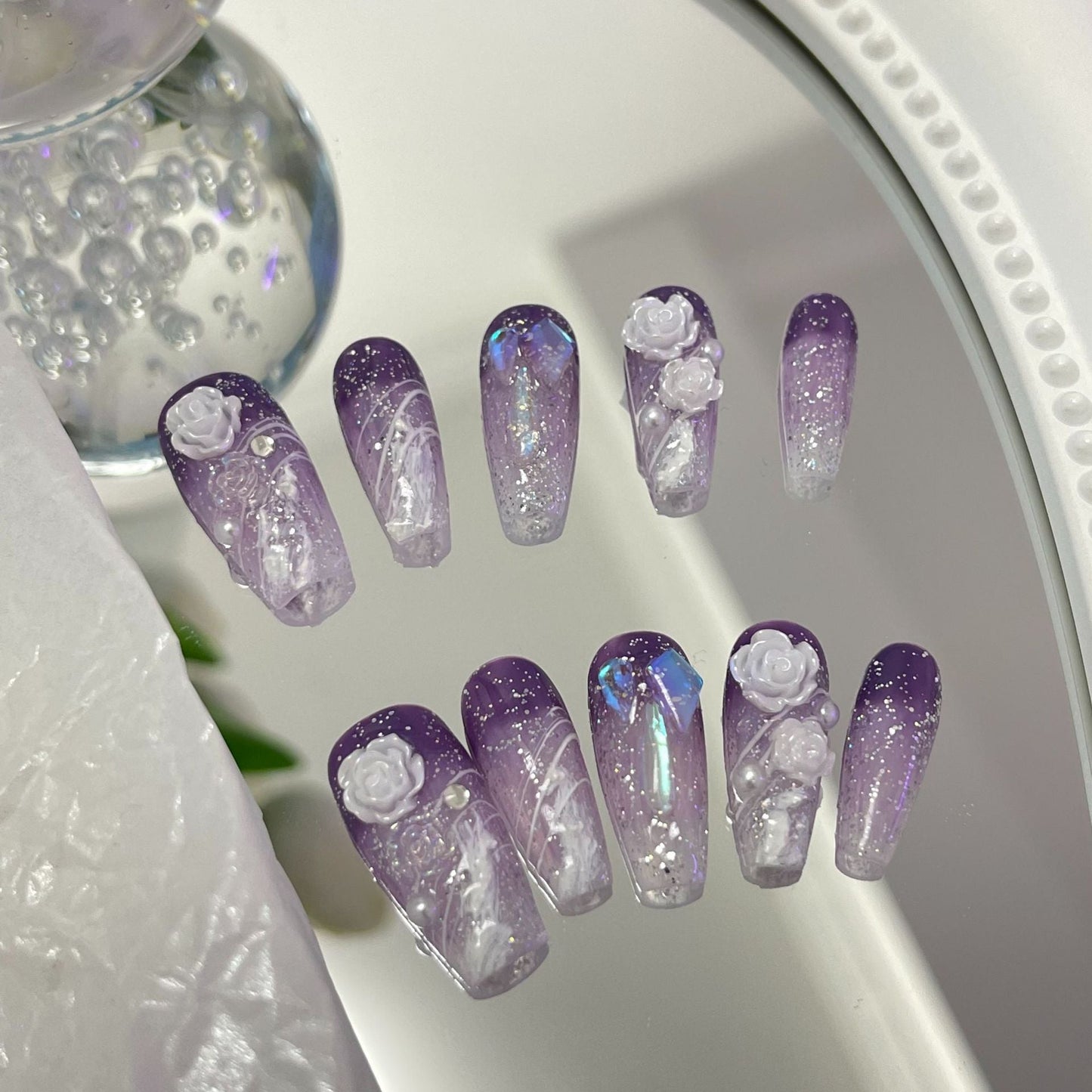 Designer: MaoMao.Handmade Nail Designs Press on Nails DIY Nail Art for woman girl