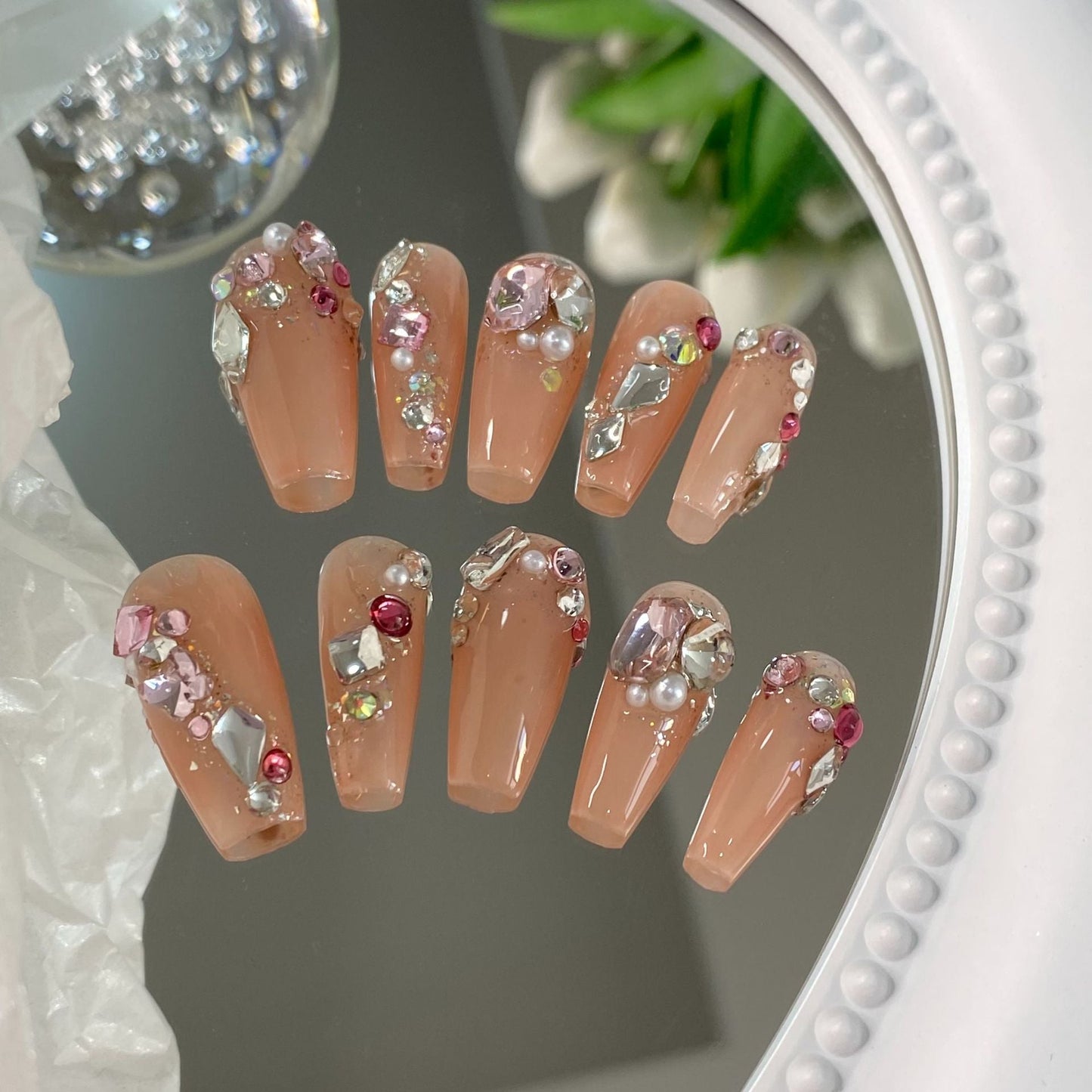 Designer: MaoMao.Handmade Nail Designs Press on Nails DIY Nail Art for woman girl