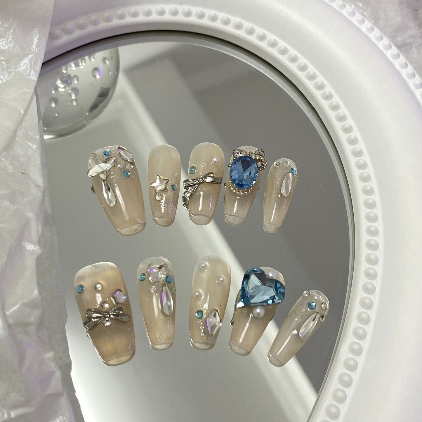 Designer: MaoMao.Handmade Nail Designs Press on Nails DIY Nail Art for woman girl