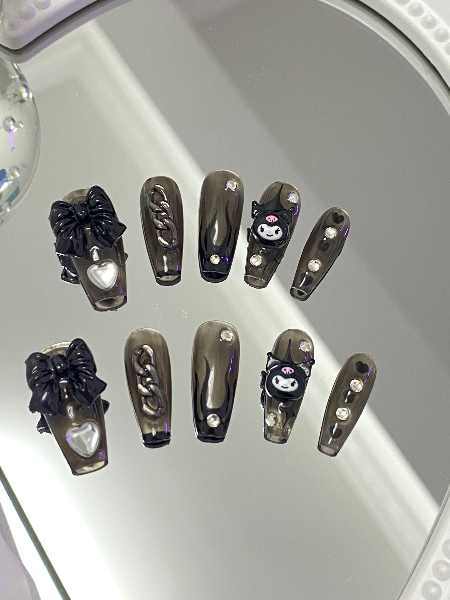 Designer: MaoMao.Handmade Nail Designs Press on Nails DIY Nail Art for woman girl