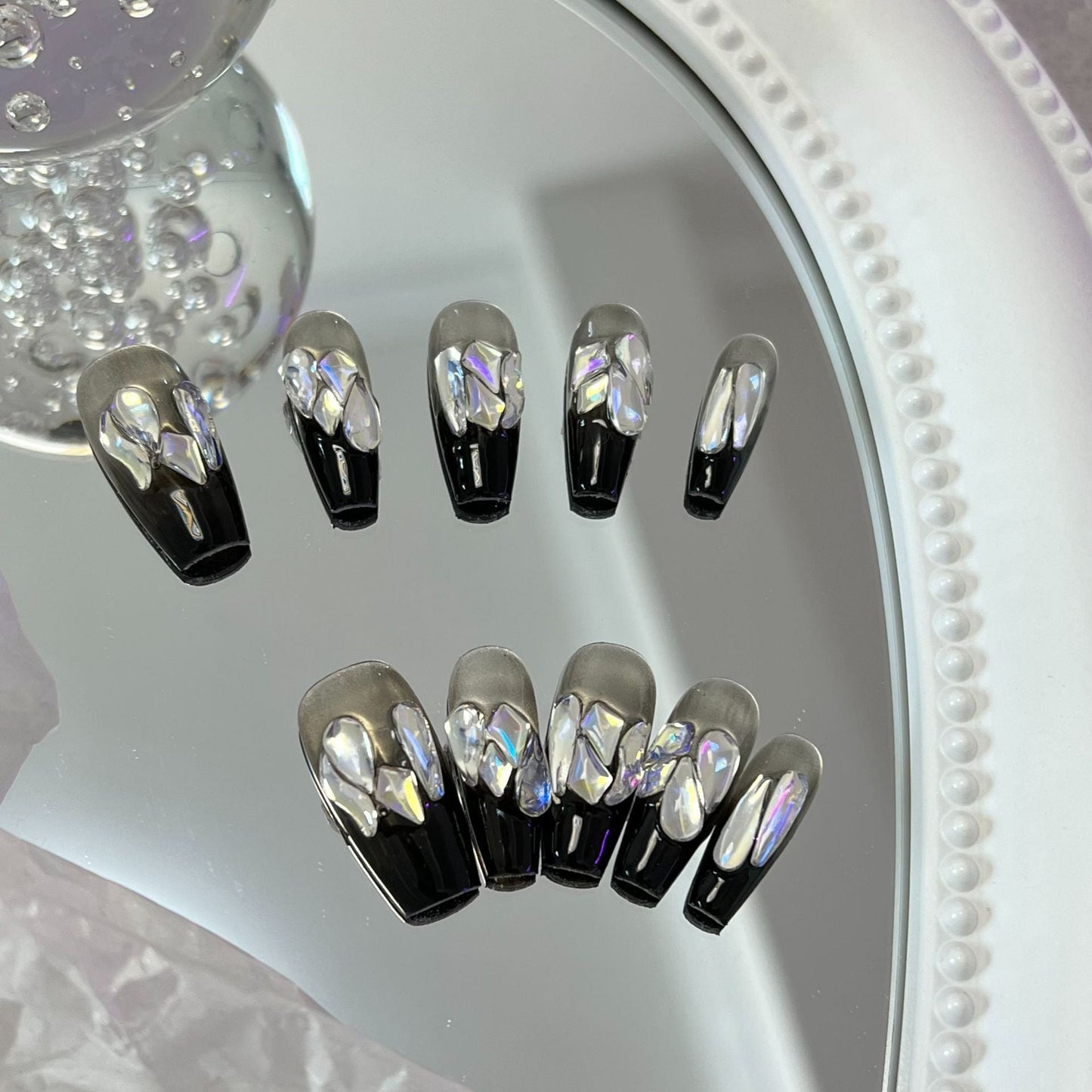 Designer: MaoMao.Handmade Nail Designs Press on Nails DIY Nail Art for woman girl