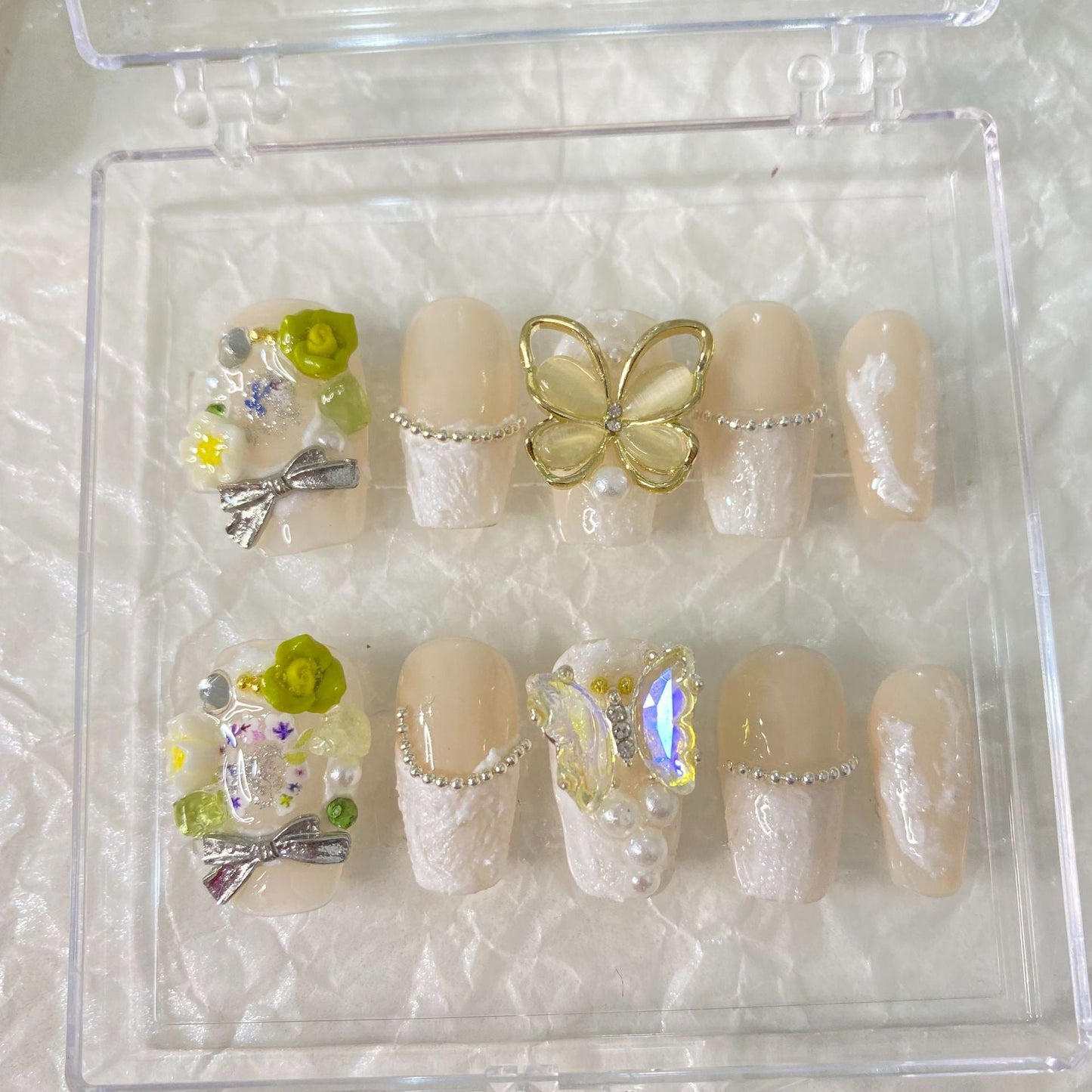 Designer: MaoMao.Handmade Nail Designs Press on Nails DIY Nail Art for woman girl