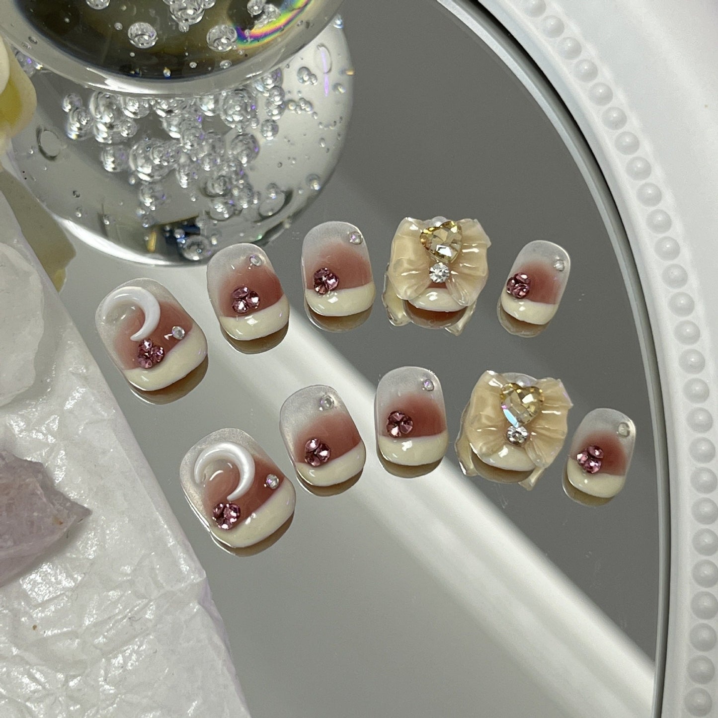 Designer: MaoMao.Handmade Nail Designs Press on Nails DIY Nail Art for woman girl