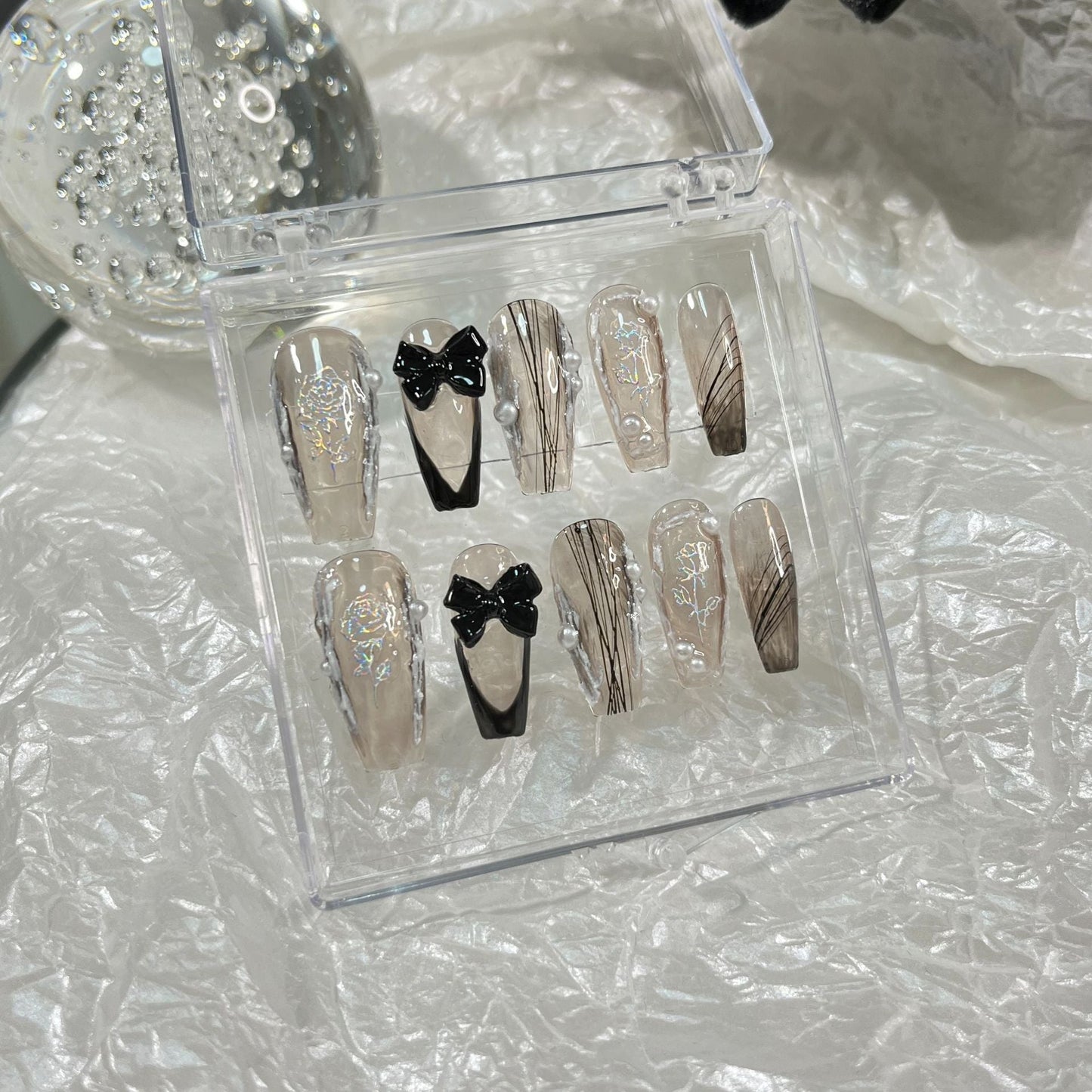 Designer: MaoMao.Handmade Nail Designs Press on Nails DIY Nail Art for woman girl