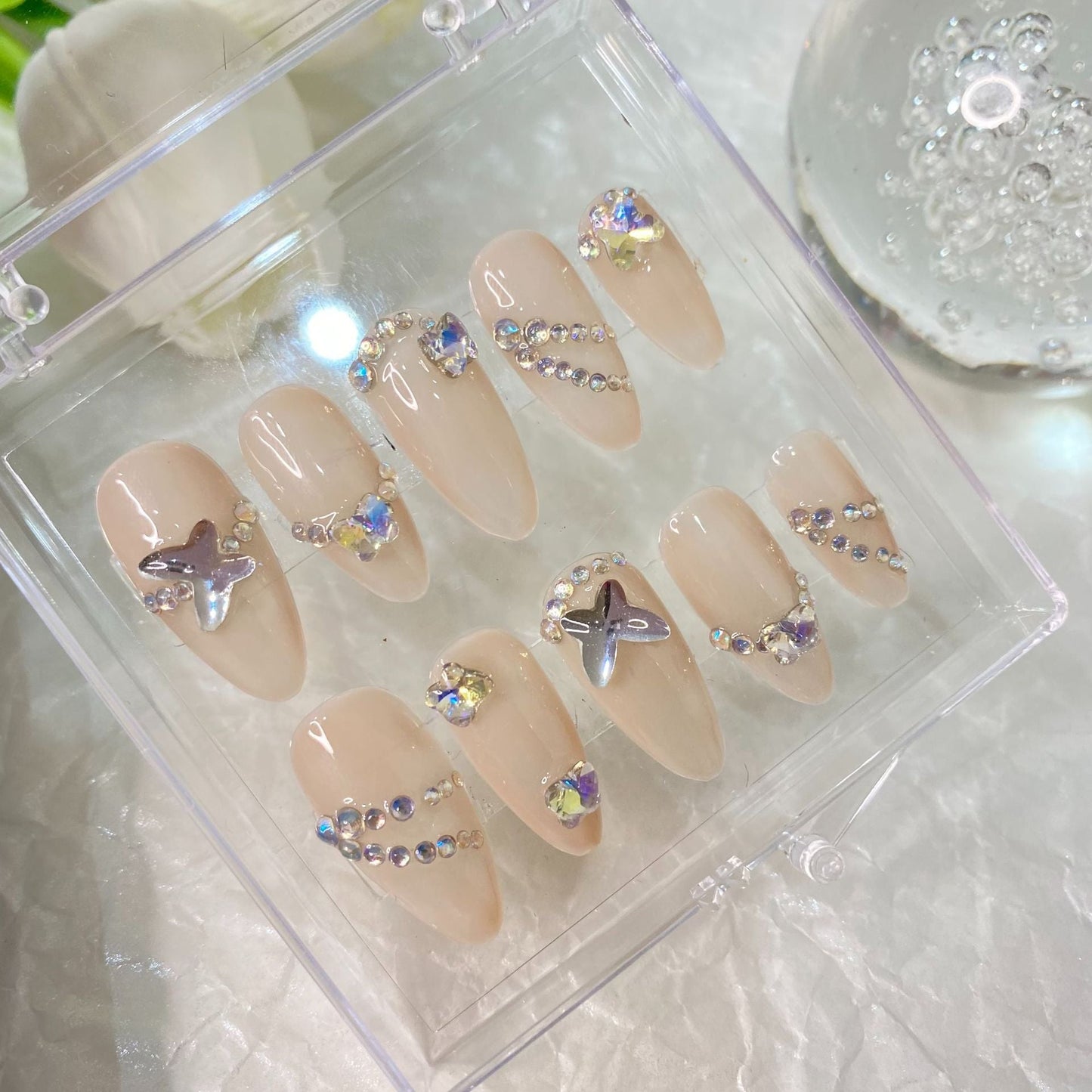 Designer: MaoMao.Handmade Nail Designs Press on Nails DIY Nail Art for woman girl