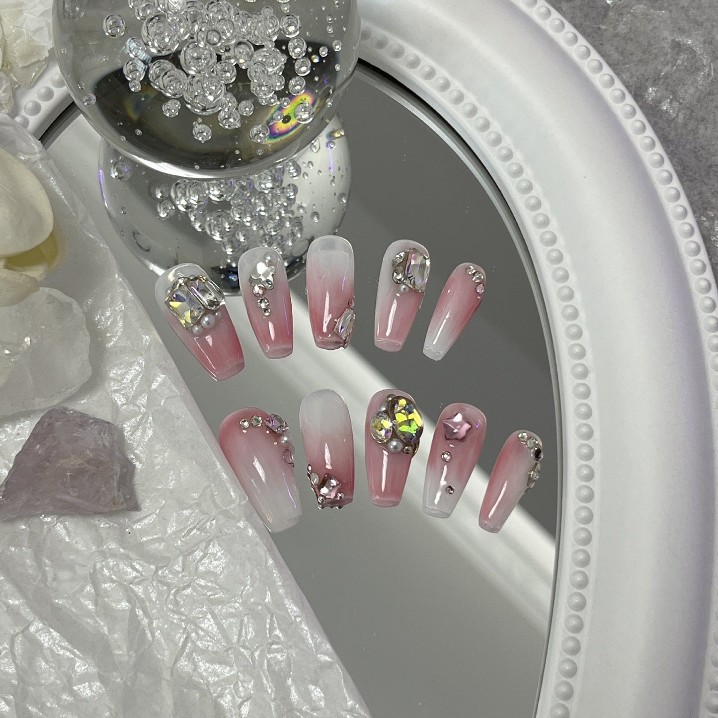 Designer: MaoMao.Handmade Nail Designs Press on Nails DIY Nail Art for woman girl