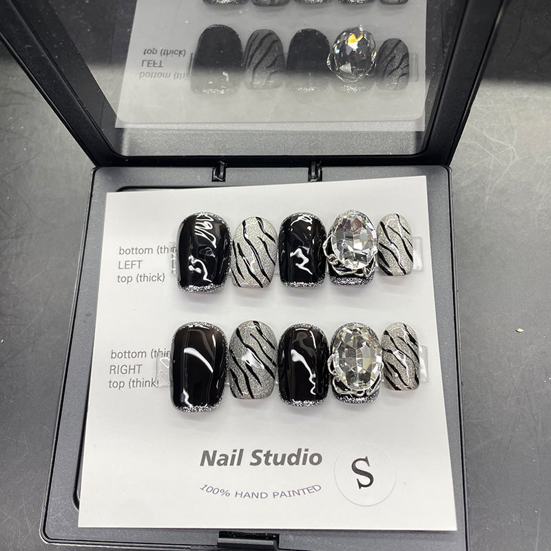 Designer: MeowMeow.24171 Handmade Nail Designs Press on Nails DIY Nail Art for woman girl Short Square black silver