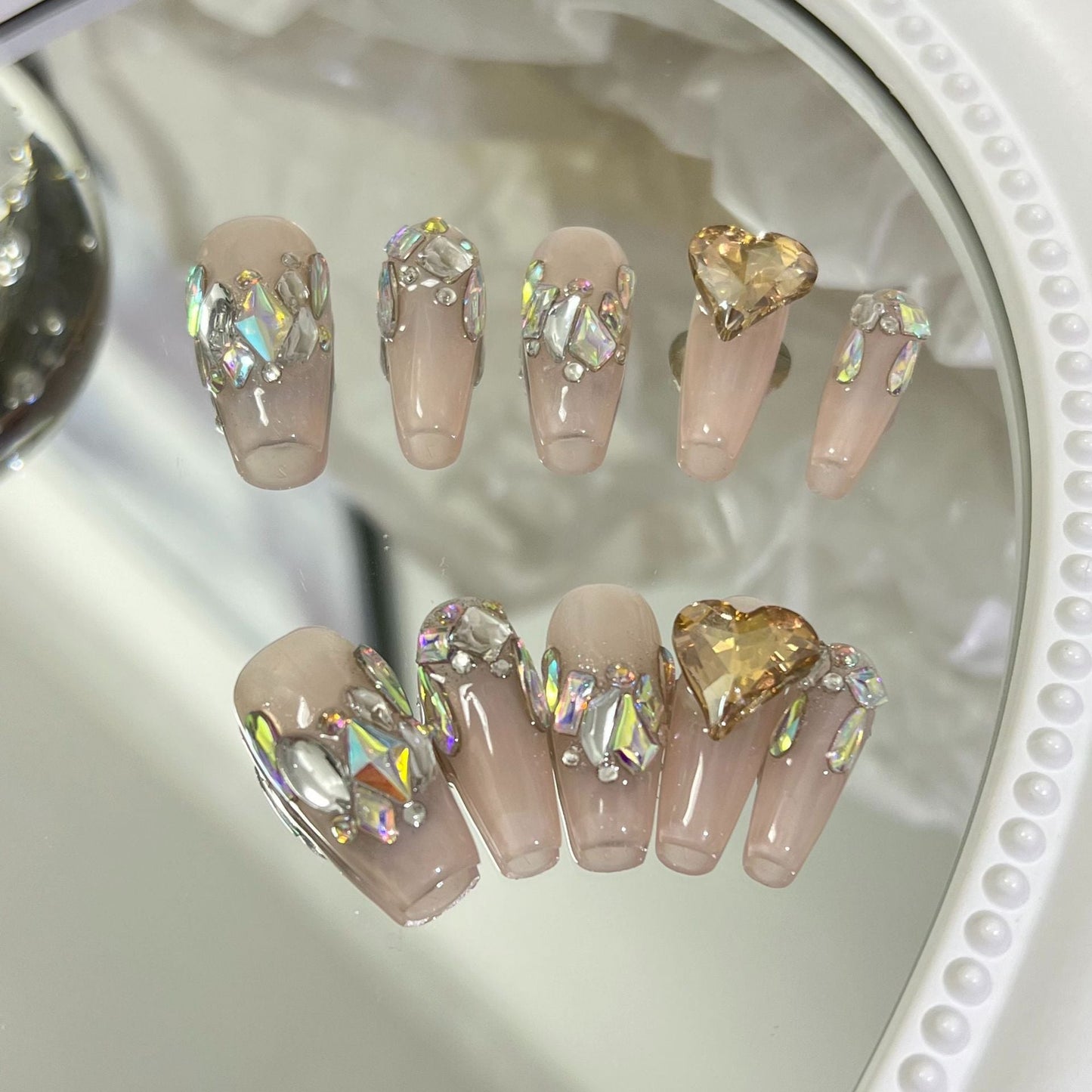 Designer: MaoMao.Handmade Nail Designs Press on Nails DIY Nail Art for woman girl