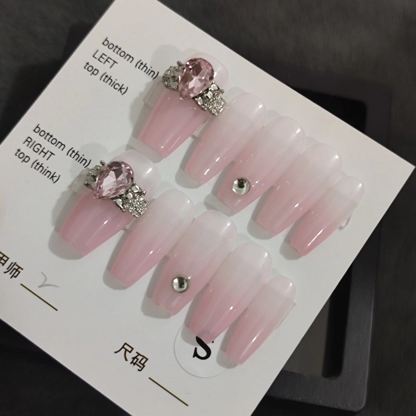Designer: MaoMao.Handmade Nail Designs Press on Nails DIY Nail Art for woman girl