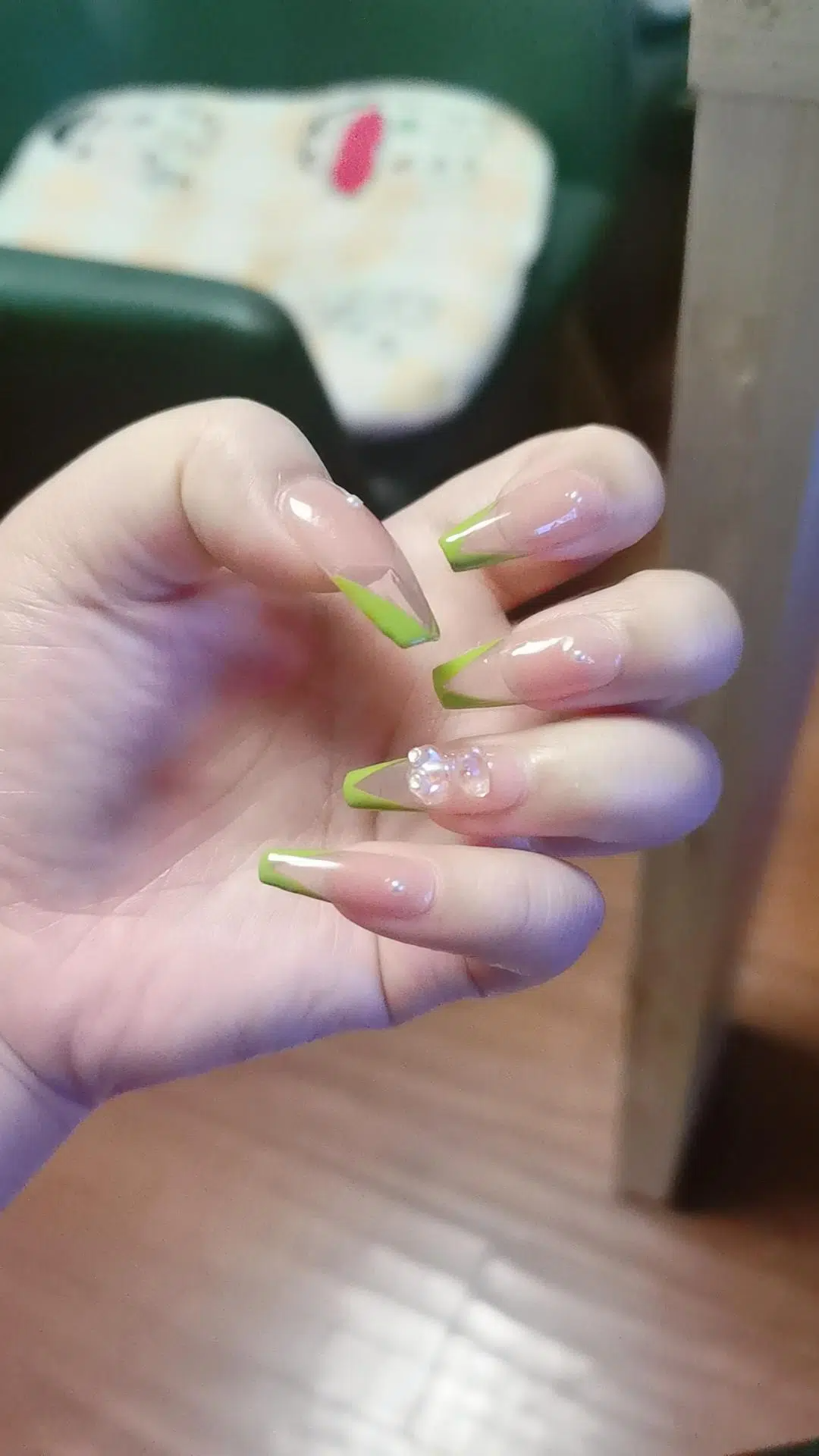 Designer: DuoDuo 2061.Handmade nails Press on Nails DIY Nail Art for woman girl French Long Coffin green