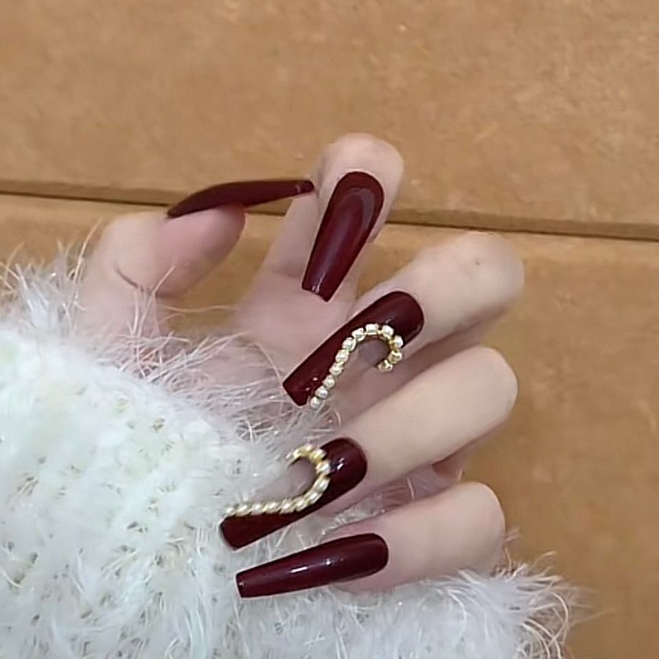 Designer: DuoDuo 2027.Handmade nails Press on Nails DIY Nail Art for woman girl Long Coffin red