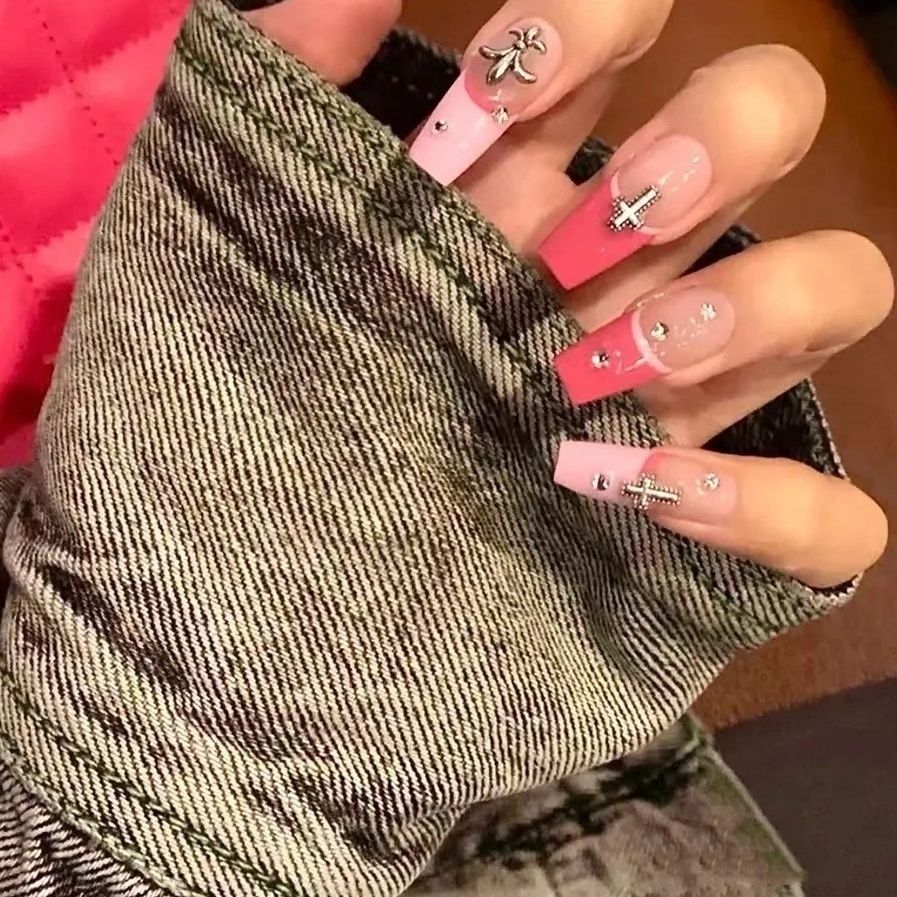 Designer: DuoDuo 1232.Handmade nails Press on Nails DIY Nail Art for woman girl French  Long Coffin pink