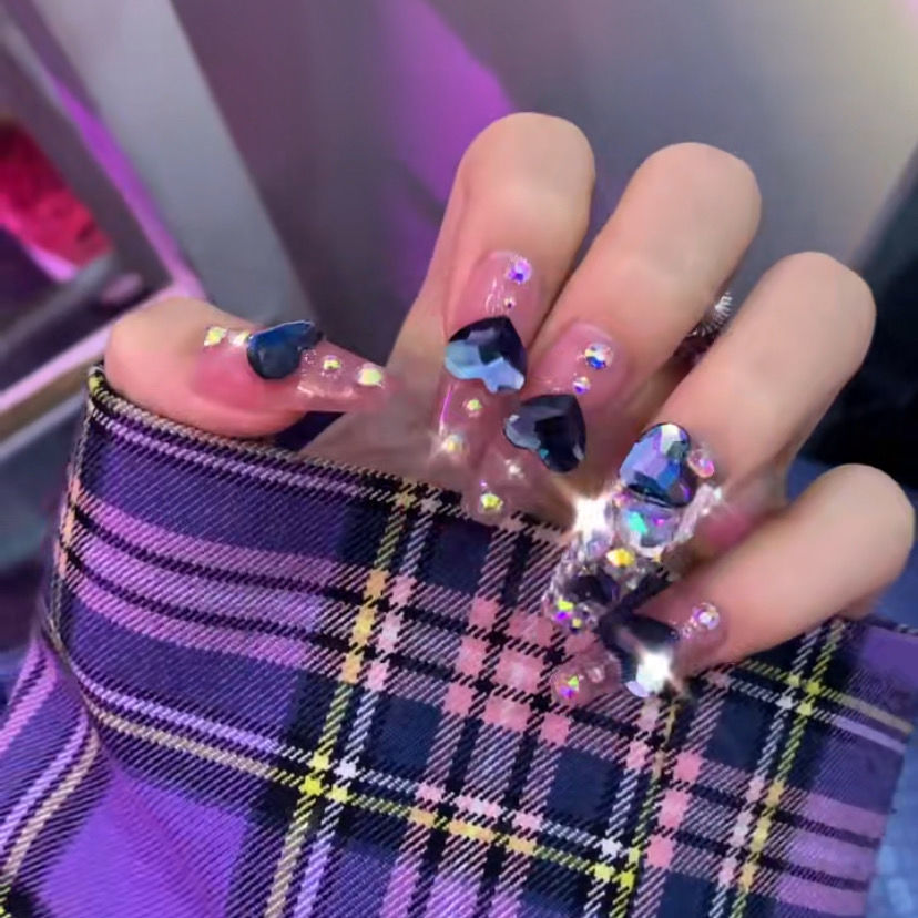 Designer: DuoDuo 1421.Handmade nails Press on Nails DIY Nail Art for woman girl pink Long Coffin rhinestone