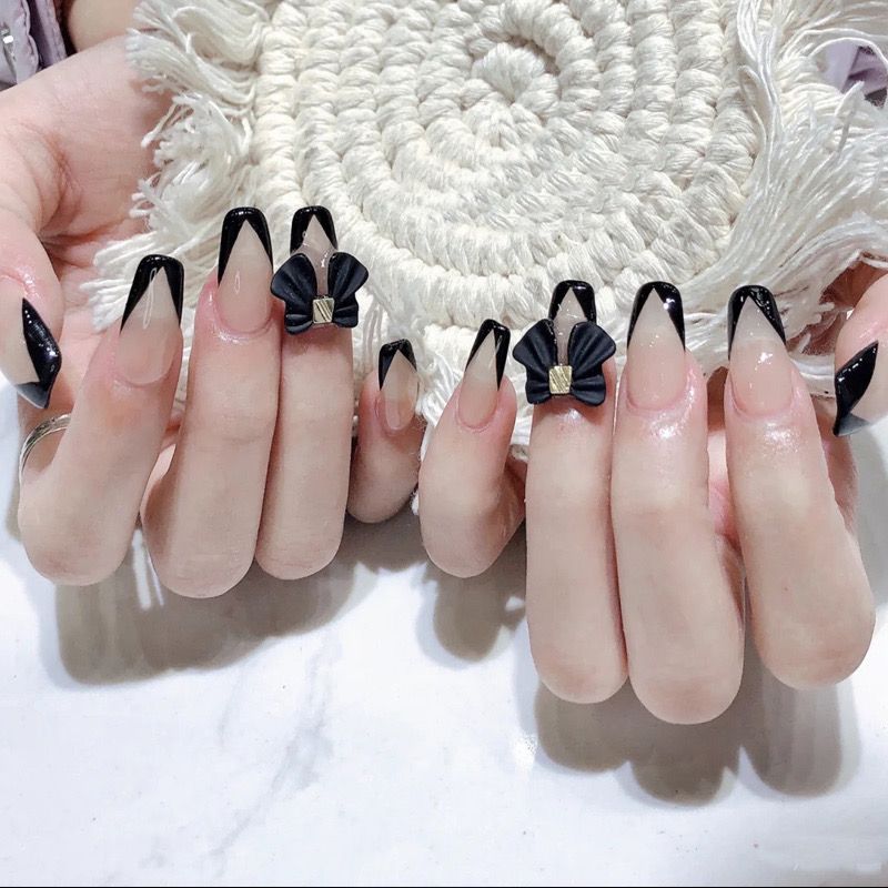 Designer: DuoDuo 2016.Handmade nails Press on Nails DIY Nail Art for woman girl Long Coffin pink black