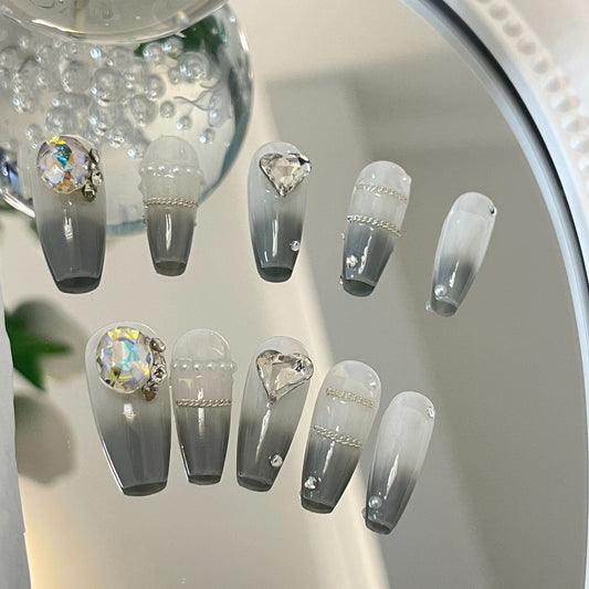 Designer: MaoMao.Handmade Nail Designs Press on Nails DIY  Nail Art for woman girl