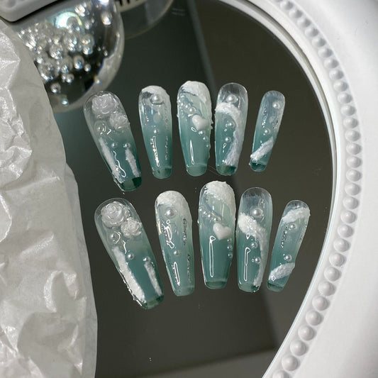 Designer: MaoMao.Handmade Nail Designs Press on Nails DIY  Nail Art for woman girl