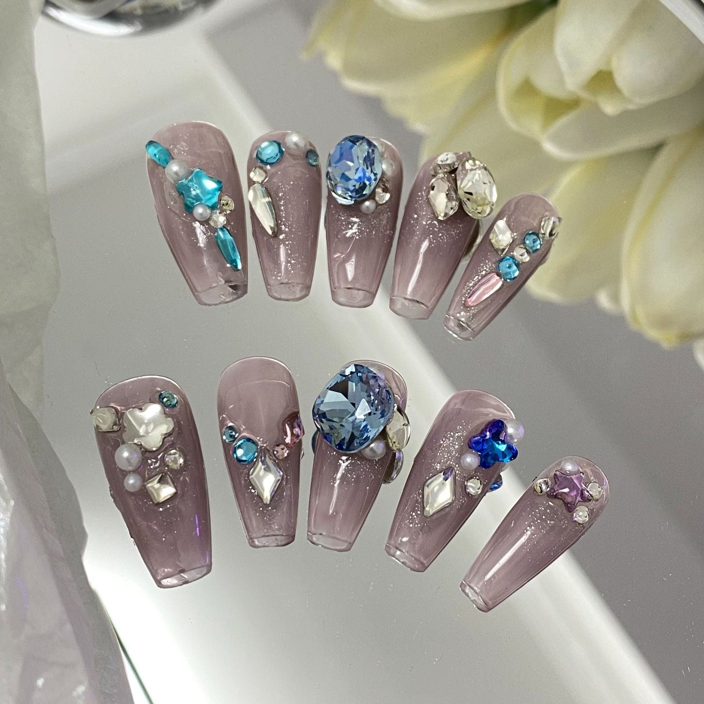 Designer: MaoMao.Handmade Nail Designs Press on Nails DIY  Nail Art for woman girl