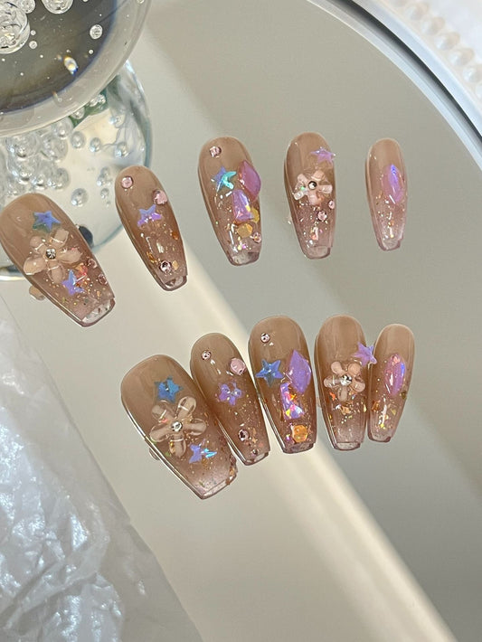 Designer: MaoMao.Handmade Nail Designs Press on Nails DIY  Nail Art for woman girl