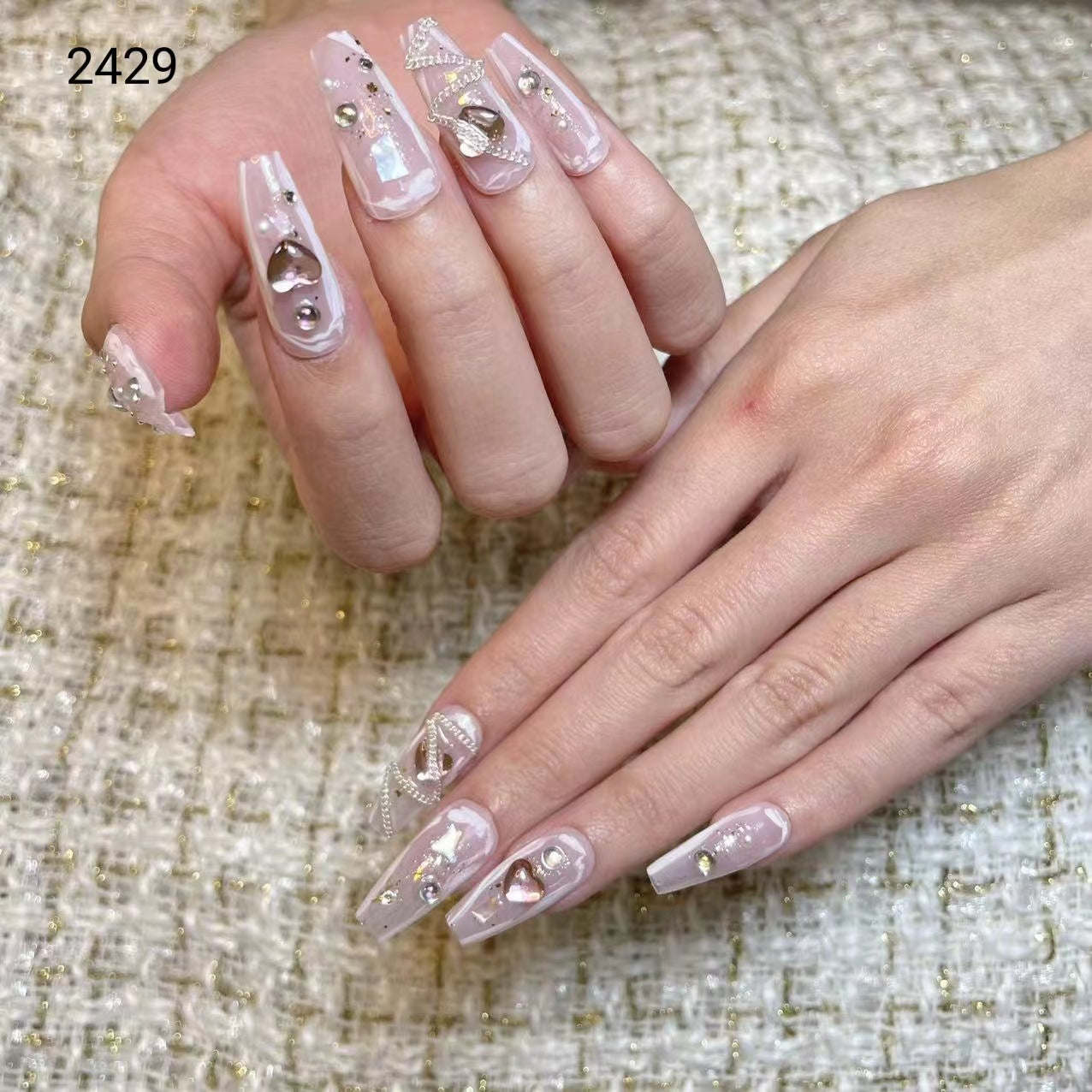 Designer: MaoMao.Handmade Nail Designs Press on Nails DIY  Nail Art for woman girl