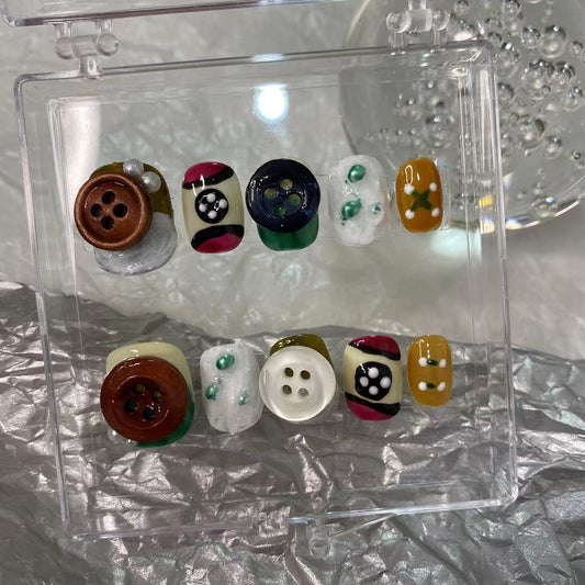 Designer: MaoMao.Handmade Nail Designs Press on Nails DIY  Nail Art for woman girl