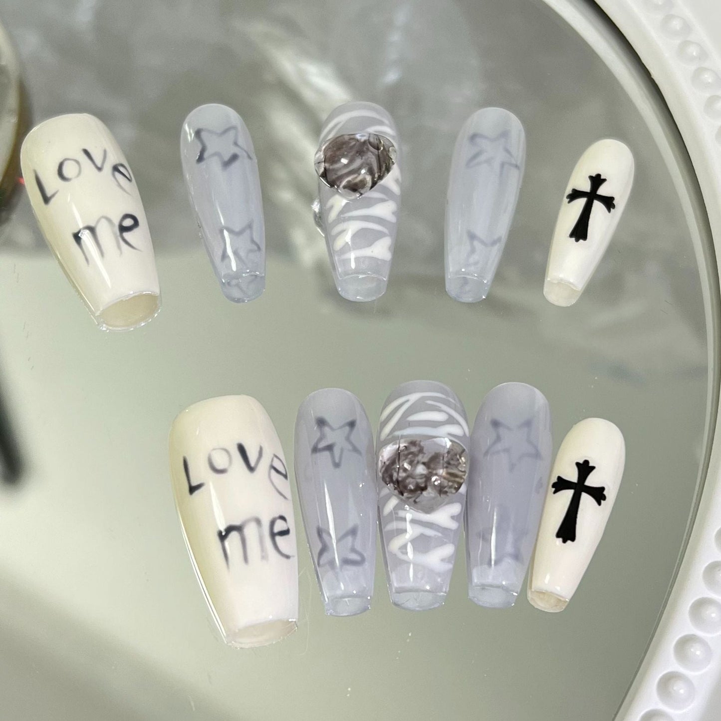 Designer: MaoMao.Handmade Nail Designs Press on Nails DIY  Nail Art for woman girl