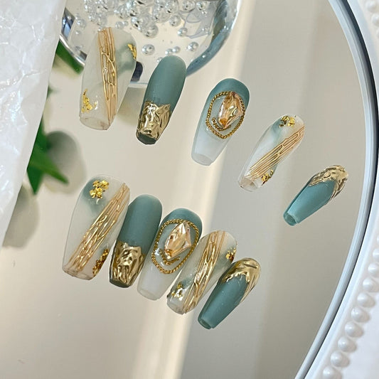 Designer: MaoMao.Handmade Nail Designs Press on Nails DIY  Nail Art for woman girl