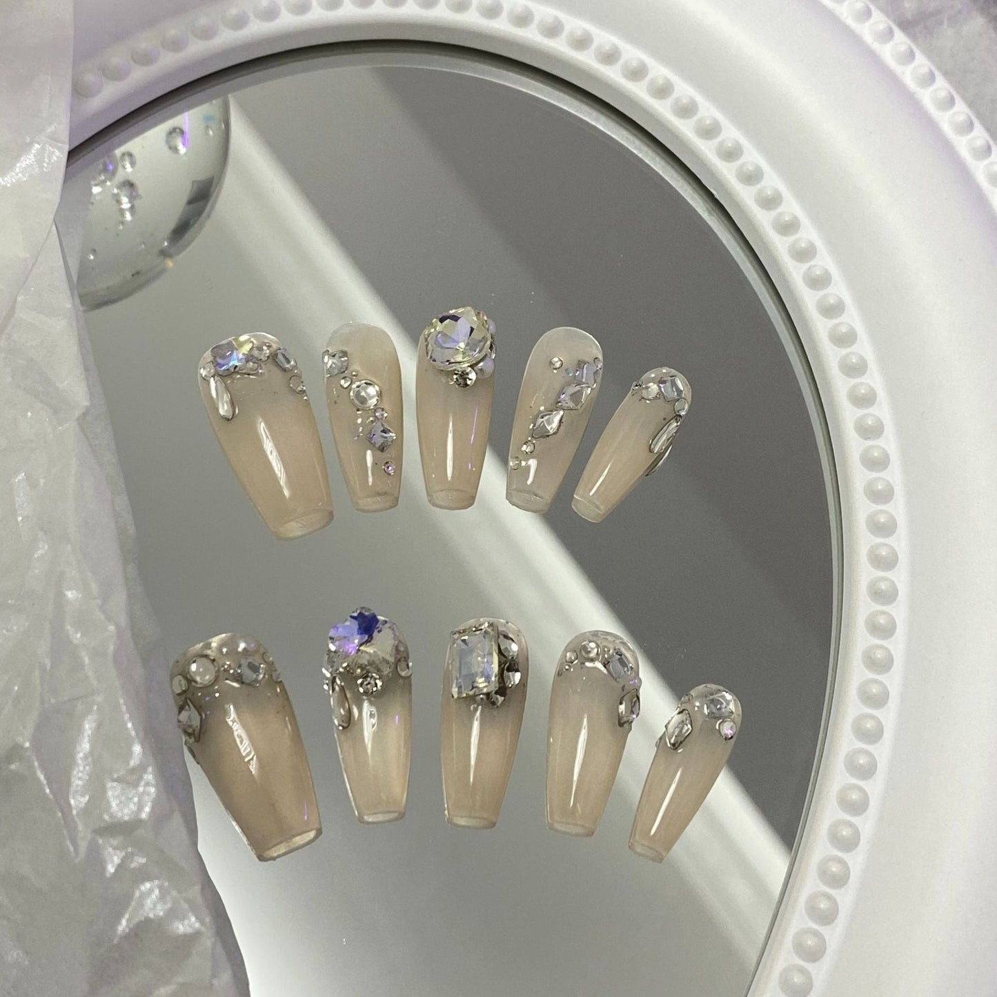 Designer: MaoMao.Handmade Nail Designs Press on Nails DIY  Nail Art for woman girl