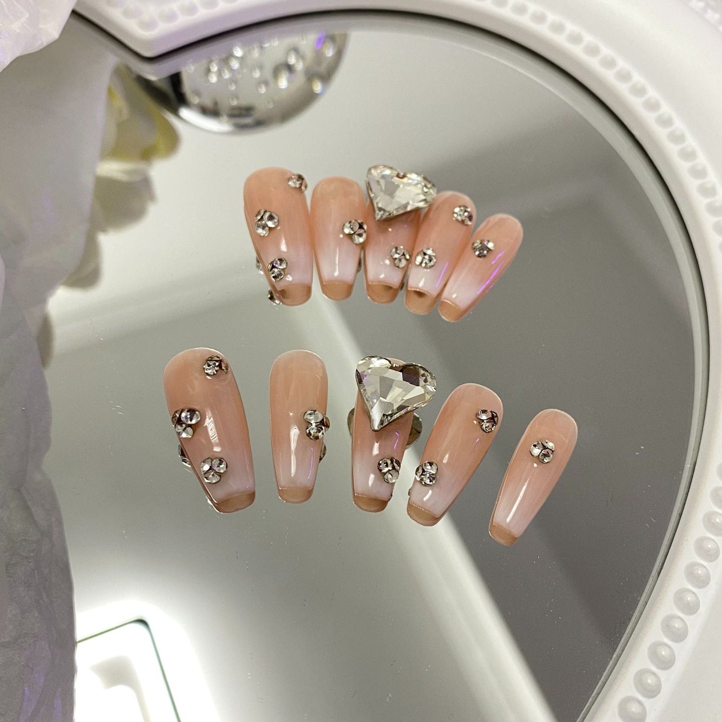 Designer: MaoMao.Handmade Nail Designs Press on Nails DIY  Nail Art for woman girl