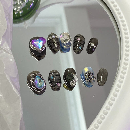 Designer: MaoMao.Handmade Nail Designs Press on Nails DIY  Nail Art for woman girl