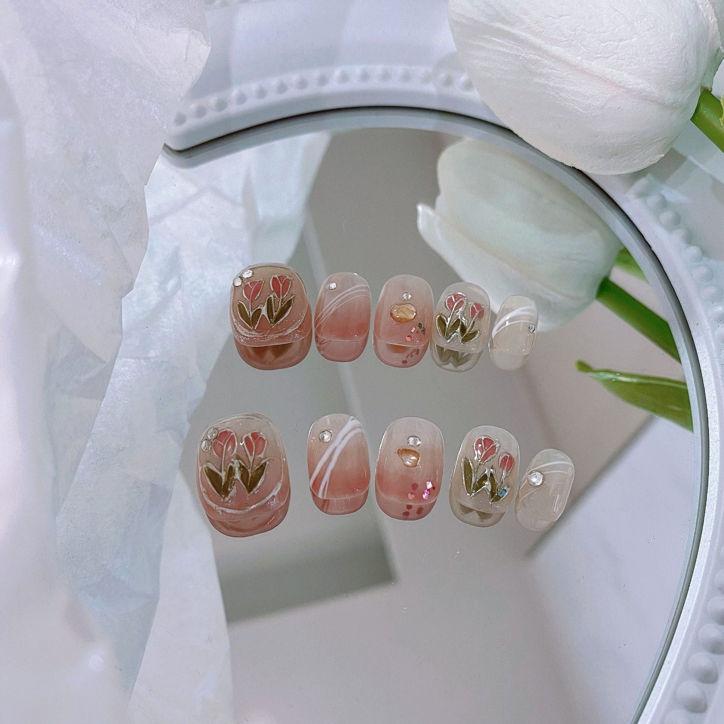 Designer: MaoMao.Handmade Nail Designs Press on Nails DIY  Nail Art for woman girl