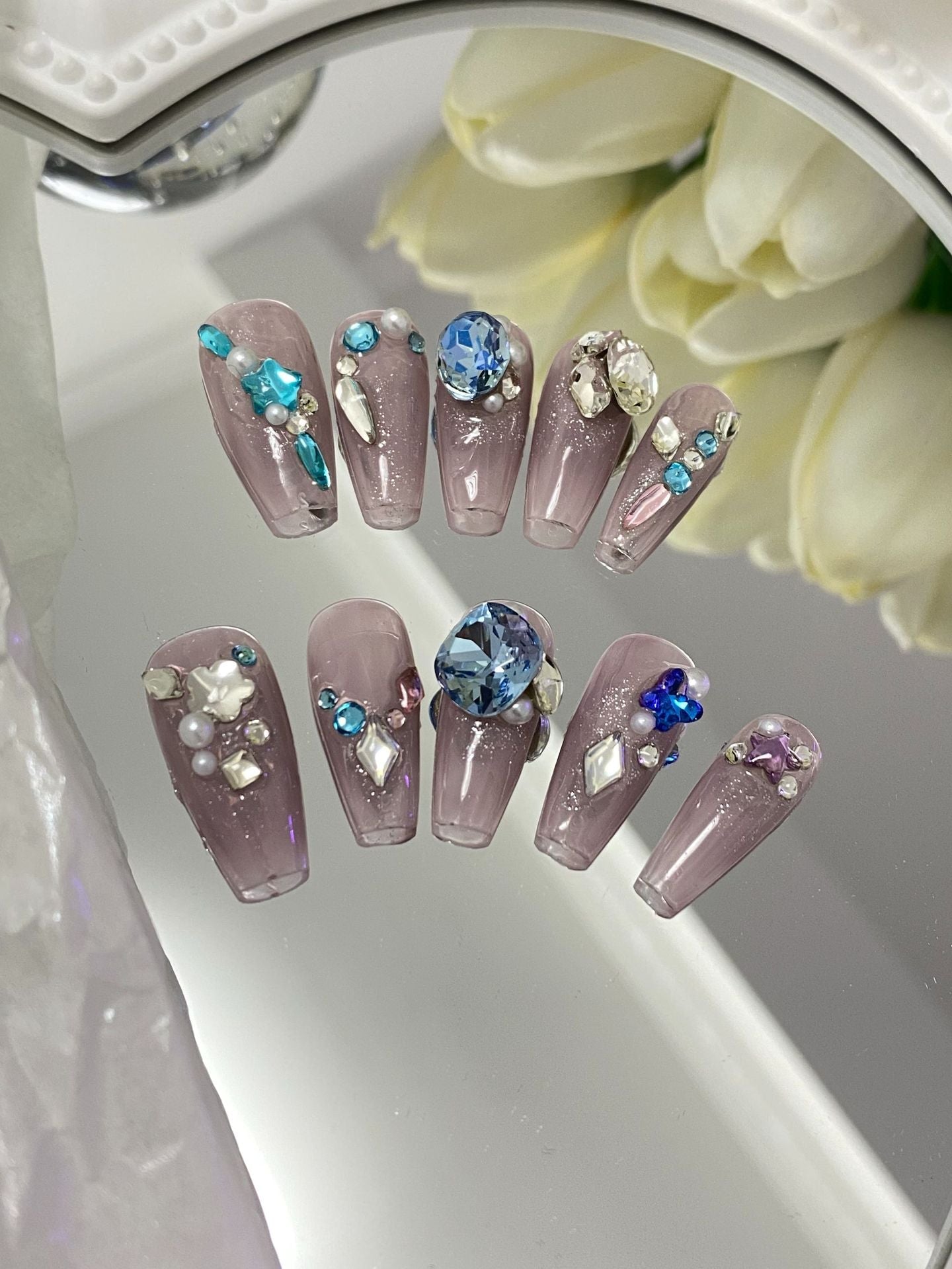 Designer: MaoMao.Handmade Nail Designs Press on Nails DIY  Nail Art for woman girl