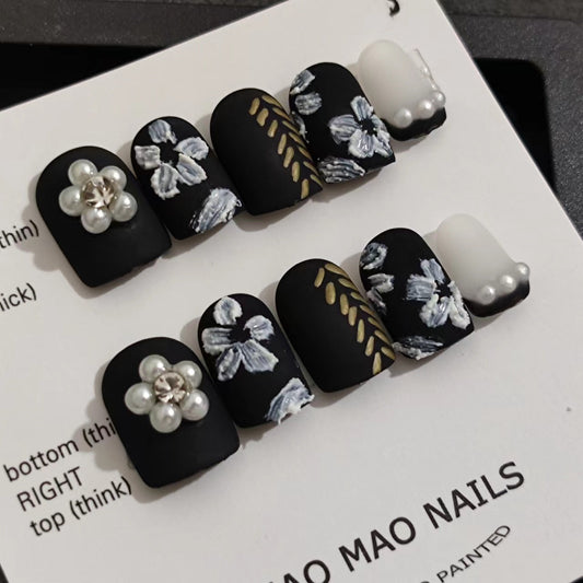 Designer: MaoMao.Handmade Nail Designs Press on Nails DIY  Nail Art for woman girl